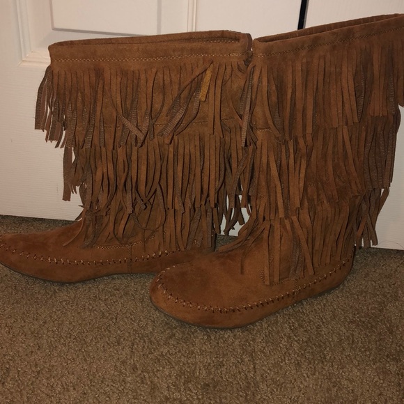 Fray boots - Picture 3 of 3